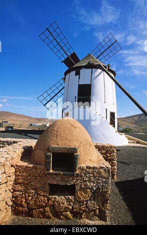 Windmill in the museum Centro de Interpretacion de los Molinos, Canary Islands, Fuerteventura, Tiscamanita Stock Photo