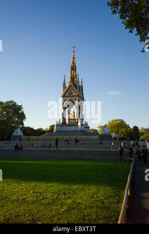 Prince Albert memorial at Kensington park London Stock Photo