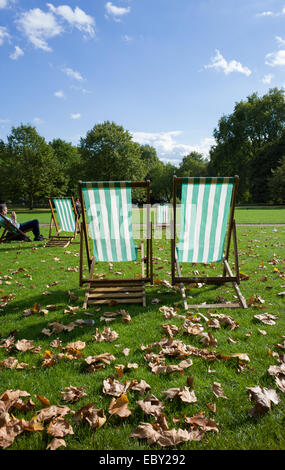 St James Park London in the sun with deckchairs out Stock Photo
