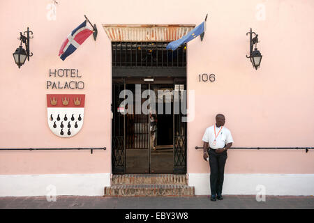 Dominikanische Republik, Santo Domingo, Zona Colonial, Calle Duarte 106, Hotel Palacio Stock Photo