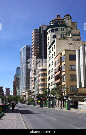 Mariscal Santa Cruz avenue in the city center in La Paz, Bolivia Stock Photo