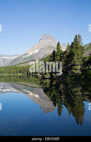 USA, Montana, Glacier National Park, Many Glacier Area, Swiftcurrent Lake Stock Photo