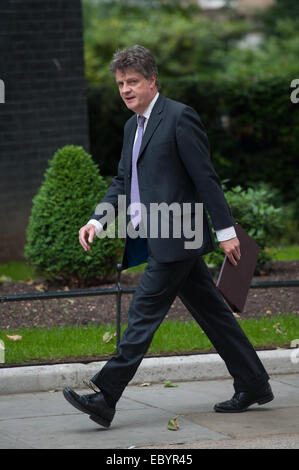 Politicians arrive at a Cabinet meeting held at 10 Downing Street ...