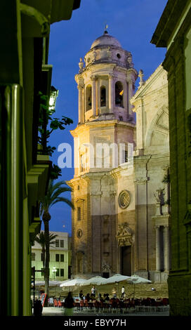 Cadiz Cathedral called La Catedral Vieja de Cadiz or Iglesia de Santa Cruz in Plaza de la Catedral. Cadiz. Andalusia, Spain Stock Photo