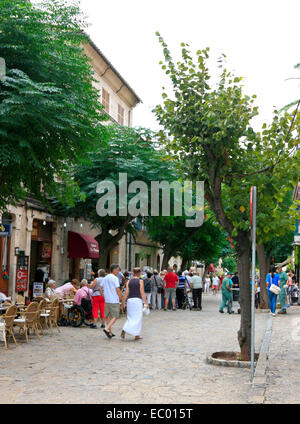 La Rambla, Pedestrian Street in the Old Town of Palma de Majjorca, Balearic Islands, Spain Stock Photo