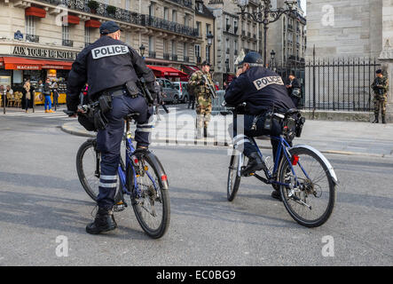 police military soldiers street paris france force Stock Photo