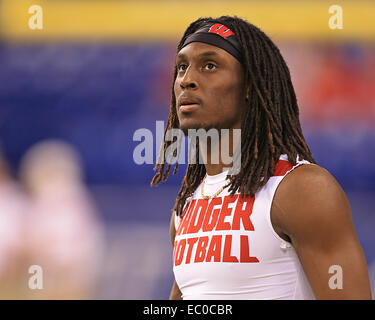 Indianapolis, IN, USA. 06th Dec, 2014. Wisconsin Badgers running back Melvin Gordon as seen prior to the start of the NCAA Big 10 Championship football game between the Wisconsin Badgers and the Ohio State Buckeyes at Lucas Oil Stadium in Indianapolis, Indiana. Credit: 2014 Billy Hurst/CSM/Alamy Live News Stock Photo