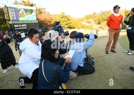 Tokyo Yomiuri Country Club, Tokyo, Japan. 7th Dec, 2014. Hiroyuki Fujita (JPN), DECEMBER 7, 2014 - Golf : The 51st Japan Golf Tour Nippon Series JT Cup Final Round at Tokyo Yomiuri Country Club, Tokyo, Japan. Credit:  YUTAKA/AFLO SPORT/Alamy Live News Stock Photo