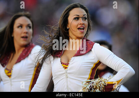 Landover, Maryland, USA. 07th Dec, 2014. Washington Redskins cheerleaders perform during the matchup between the St. Louis Rams and the Washington Redskins at FedEx Field in Landover, MD. Credit:  Cal Sport Media/Alamy Live News Stock Photo