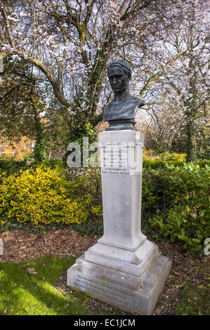 Thomas Kettle statue, Dublin, St. Stephen's Green. A statue to the Irish poet, essayist and patriot, born 1880, killed Guinchy Stock Photo