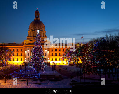 The Alberta Legislature (Legislative Assembly of Alberta) Grounds, decorated in Christmas lights. Edmonton, Alberta, Canada. Stock Photo