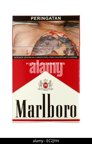 cigarette packet warning Stock Photo: 23736421 - Alamy