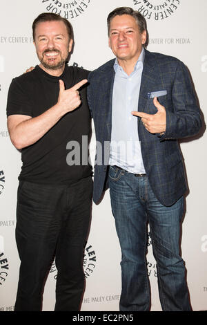 DEREK, Ricky Gervais (center), (Season 1). photo: Neale Hayes ...