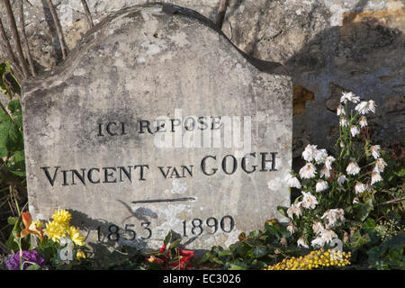 France, Val d'Oise, Auvers-sur-Oise, The village churchyard, Grave of Vincent Van Gogh Stock Photo