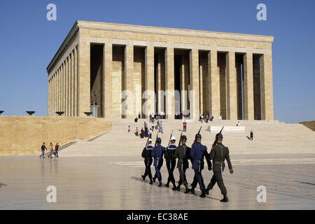 Guards at the mausoleum of Mustafa Kemal Atatürk, Ankara, Ankara Province, Turkey Stock Photo