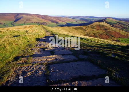 The Great Ridge of Edale which includes Mam Tor, Hollins Cross, Back Tor and Lose Hill.The Great Ridge is a huge ridge which sep Stock Photo