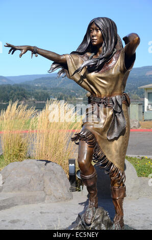 Statue of Sacagawea, Cascade Locks Marine Park, Columbia River, Oregon Stock Photo
