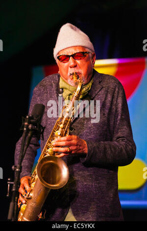 CHARLES LLOYD on saxophone, ZAKIR HUSSAIN on tablas and ERIC HARLAND on drums preform as SANGAM at the MONTEREY JAZZ FESTIVAL Stock Photo
