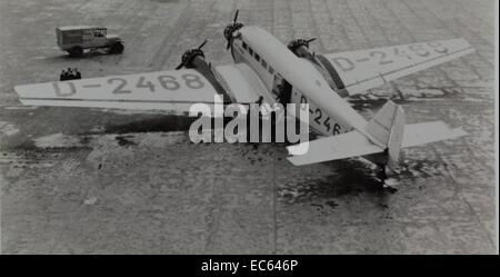 Charles Daniels Collection Photo from German Aircraft Album 15266 Stock Photo