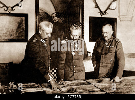 German General Headquarters, General von Hindenburg, Kaiser Wilhelm, General Ludendorff, January 1917. Stock Photo