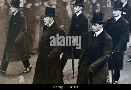 Queen Mother funeral Stock Photo: 106862882 - Alamy