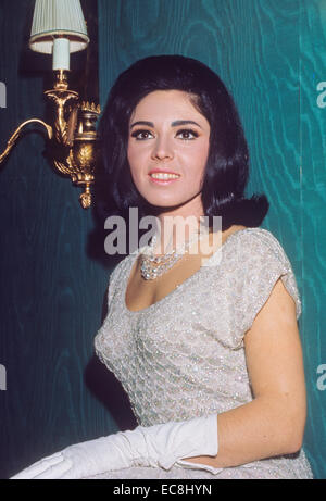 SUSAN MAUGHAN English pop singer about 1967 Stock Photo - Alamy