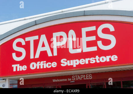 Sign over entrance to Staples The Office Superstore, UK. Stock Photo