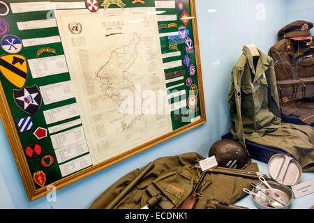 Springfield Illinois,Old State Capitol Plaza,Korean War Veteran National Museum & Library,interior inside,exhibit exhibition collectionIL140903103 Stock Photo