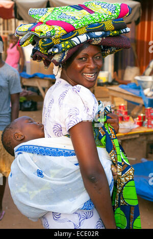 Mother and baby at Anyaa market, Accra, Ghana, Africa Stock Photo