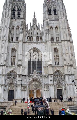 Brussels, Belgium. 12th Dec, 2014. Guests after the funeral of Queen Fabiola at the Sint-Michiels en Sint-Goedelekathedraal in Brussel, 12 Dicember 2014. Photo: RPE/Albert Nieboer/Netherlands OUT/ NO WIRE SERVICE-/dpa/Alamy Live News Stock Photo