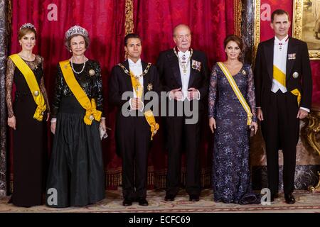 King Juan Carlos of Spain, his wife Sofia, Crown Prince Felipe and Princess Letizia attending the gala dinner held to Mexican President Enrique Peña Nieto and his wife Angelica Rivero  Featuring: King Juan Carlos of Spain,Queen Sofía of Spain,Crown Prince