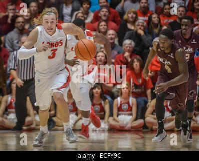 Albuquerque, New Mexico, USA. 13th Dec, 2014. Roberto E. Rosales.Lobo Hugh Greenwood(Cq), left intercepts a pass by UL Monroe's Mack Foster(Cq) in the first half. Lobos defeated ULM 54 TO 46. © Roberto E. Rosales/Albuquerque Journal/ZUMA Wire/Alamy Live News Stock Photo