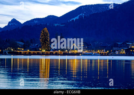 Christmas Market in Rottach-Egern at Lake Tegernsee, Bavaria, Germany Stock Photo