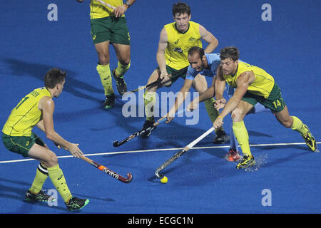 Bhubaneswar. 14th Dec, 2014. Ramandeep Singh (2nd R) of India faces the Australian defence during the bronze medal match between India and Australia of the Hero Hockey Champions Trophy 2014 in Bhubaneswar, India, Dec.14, 2014. Australia won 2-1. © Zheng Huansong/Xinhua/Alamy Live News Stock Photo