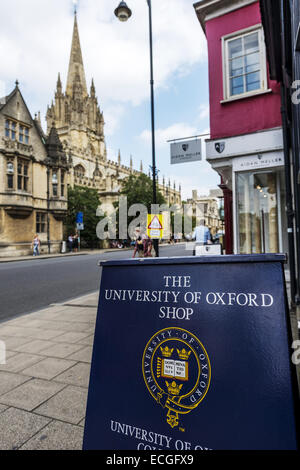 The University of Oxford shop is located on the High Street of Oxford selling official souvenirs of the University to tourists. Stock Photo