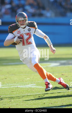 America Stadium, Charlotte, NC, USA. 14th Dec, 2014. Tampa Bay Buccaneers quarterback Josh McCown #12 during NFL football game between the Tampa Bay Buccaneers and the Carolina Panthers at Bank of America Stadium, Charlotte, NC. © csm/Alamy Live News Stock Photo