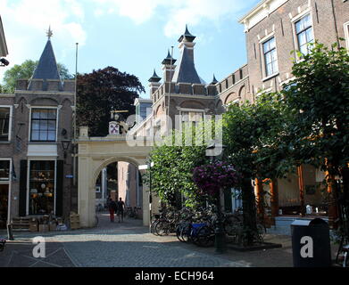 17th century city gate at Burgsteeg and Nieuwstraat in Leiden, Netherlands, gateway to the old 11th century citadel or Burcht. - Leiden Collection Stock Photo