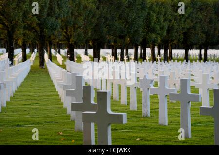 France, Meuse, Romagne sous Montfaucon, the World War I Meuse Argonne American Cemetery and Memorial, the cemetery contains the largest number of American military dead in Europe (14246), Jewish grave in the middle of Christian graves Stock Photo