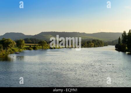 Luxembourg, Grevenmacher district, Moselle region, Remich, the Moselle river marks the border between Germany left and Luxembourg right Stock Photo