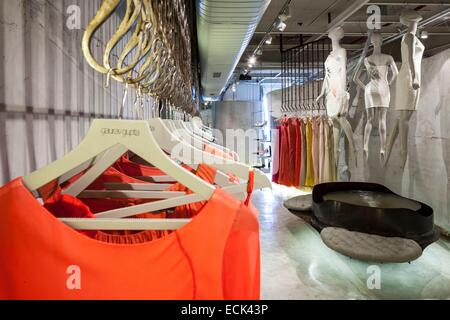 Delhi emporio mall hi-res stock photography and images - Alamy