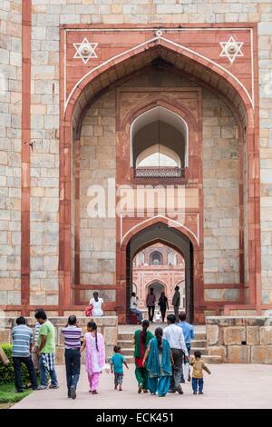 India, New Delhi, Nizamuddin East, Humayun's Tomb and 150 members of the Royal Family, necropolis of the Mughal dynasty dating from the 16th century listed as World Heritage by UNESCO, entrance porch Stock Photo