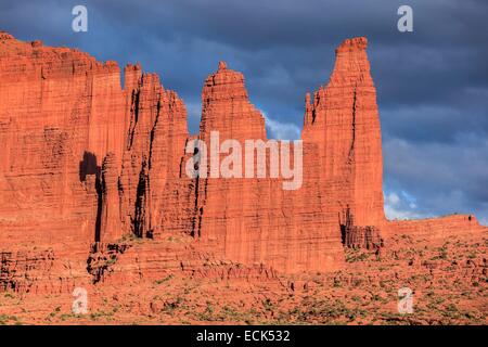 United States, Utah, Colorado Plateau, State Route 128 (SR-128) along the Colorado river designated the Upper Colorado River Scenic Byway, the Fisher Towers rock formations near Moab Stock Photo