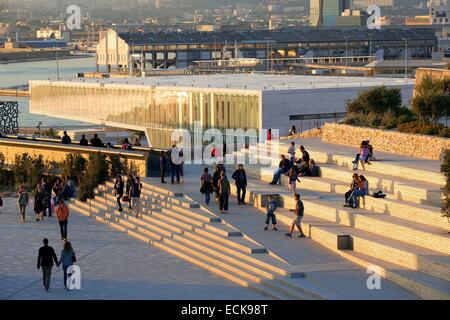 France, Bouches du Rhone, Marseille, Euromediterranean area, Villa La Mediterranee, architect Stefano Boeri, garden Migration, MuCEM Museum of Civilization in Europe and the Mediterranean R. Ricciotti and R. Carta architects, hangar J1 in the background Stock Photo