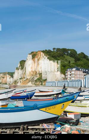 France, Seine Maritime, Yport, the beach and the cliffs Stock Photo
