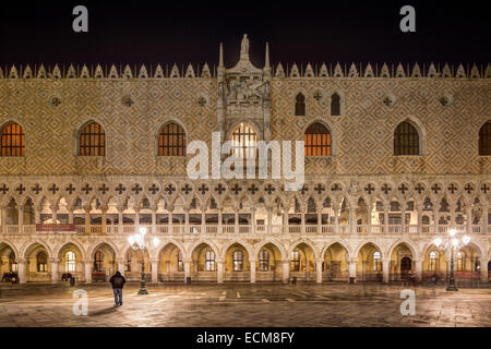 The Doge's Palace or Palazzo Ducale at night, Venice, Italy Stock Photo
