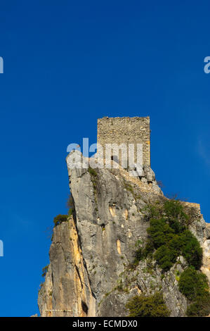 La Iruela castle, fortress of Andalusian origin, La Iruela ...