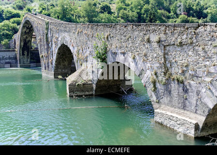 Ponte della Maddalena, Borgo a Mozzano, Lucca, Tuscany, Italy Stock Photo