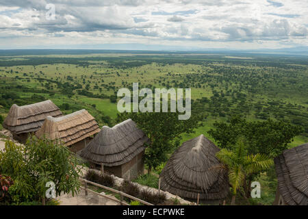 Huts of a lodge with views of the Queen Elizabeth National Park, Uganda Stock Photo