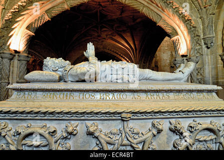 Portugal, Lisbon: Tomb of the national poet Luís Vaz de Camões in the St. Mary church of Jeronimos Monastery in Belém Stock Photo