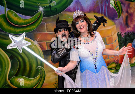Birmingham, UK.  18th December 2014. Jack and the Beanstalk panto photocall at the Birmingham Hippodrome.  Pictured are Chris Gascoyne (Fleshcreep) and Jane McDonald (The Enchantress). Britain's biggest pantomime opens on Friday 19th December and runs until Sunday 1st February. Picture by Simon Hadley/Alamy Live News Stock Photo